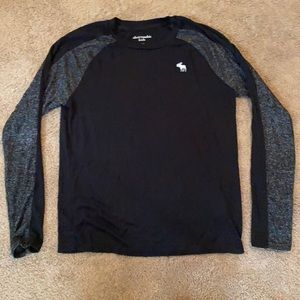 Abercrombie Kids Black Long Sleeve T-shirt - Boys XL